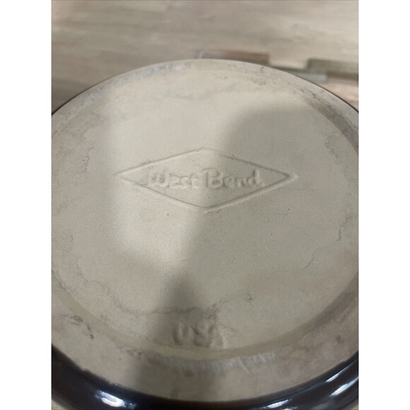 Vintage 1950s/60s WEST BEND Brown Bean Pot Stoneware w/ Oven Use Only - Picture 6 of 14